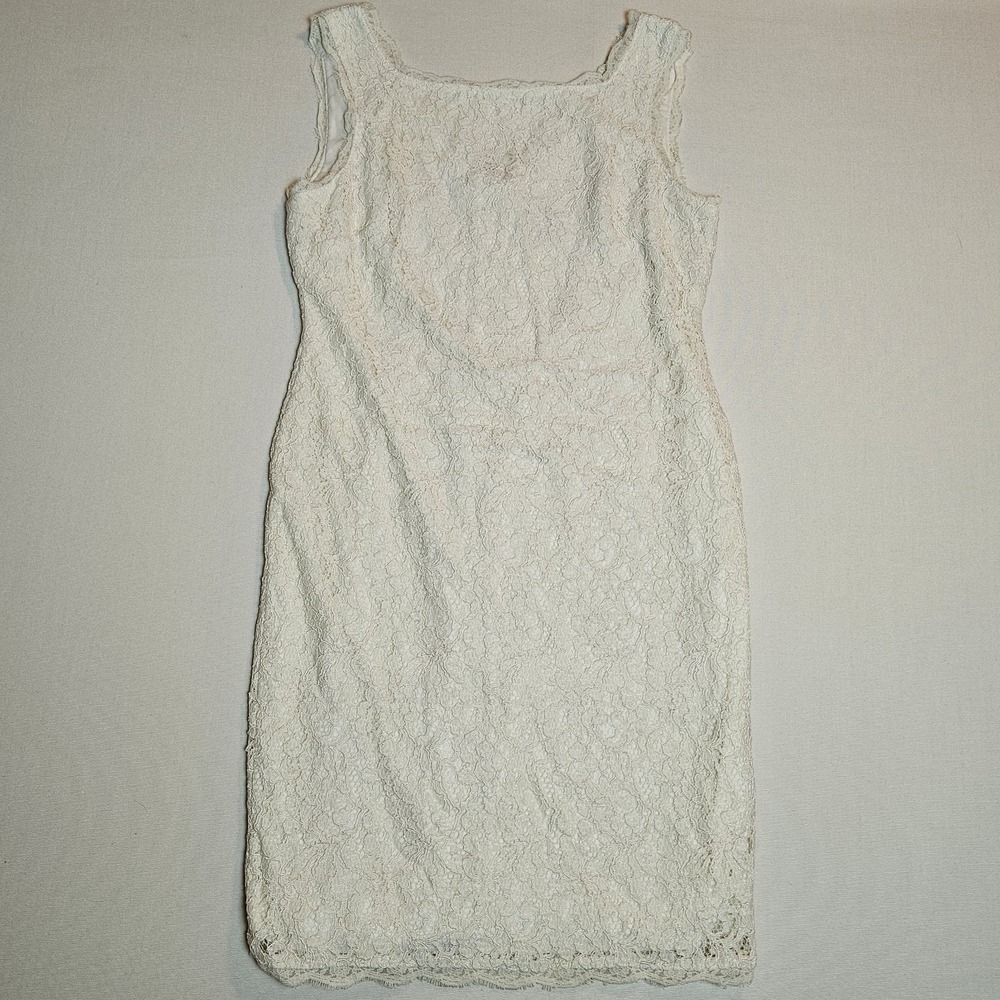 Cache White Lace Sheath Dress Women's Size 12 Sleeveless Lined Zip Back Elegant